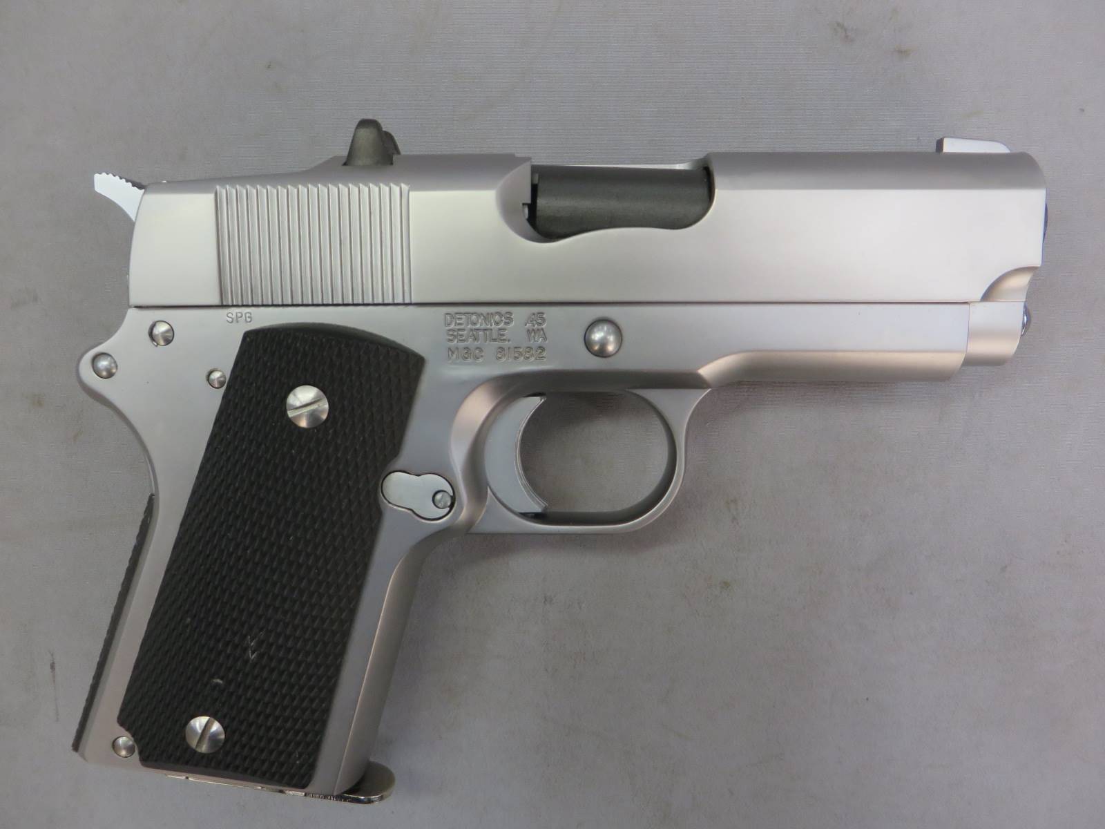 【MGC】 デトニクス.45 コンバットマスター オールシルバー  モデルガン