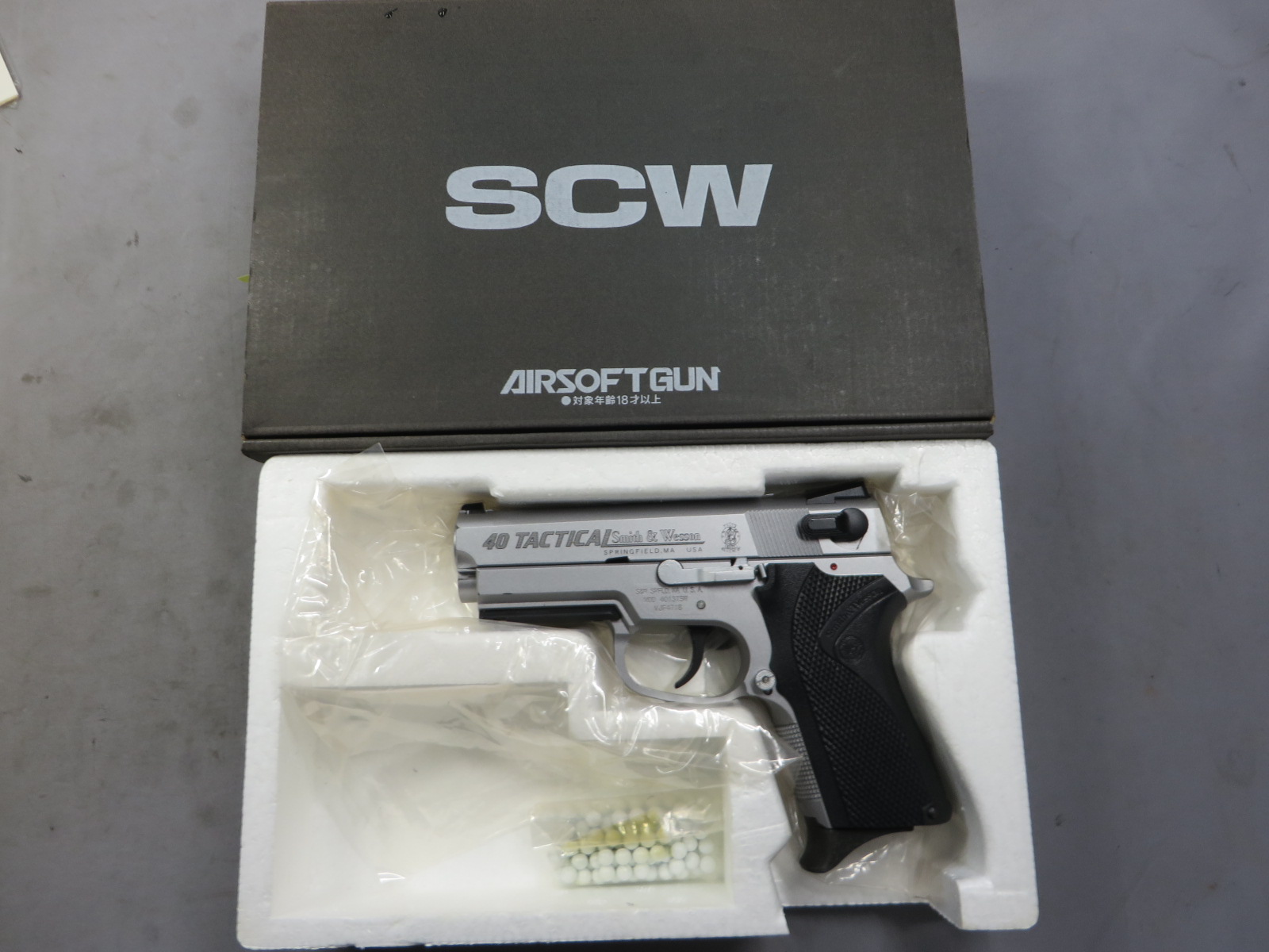 【ウエスタンアームズ】S&W M4013 TSW シルバー