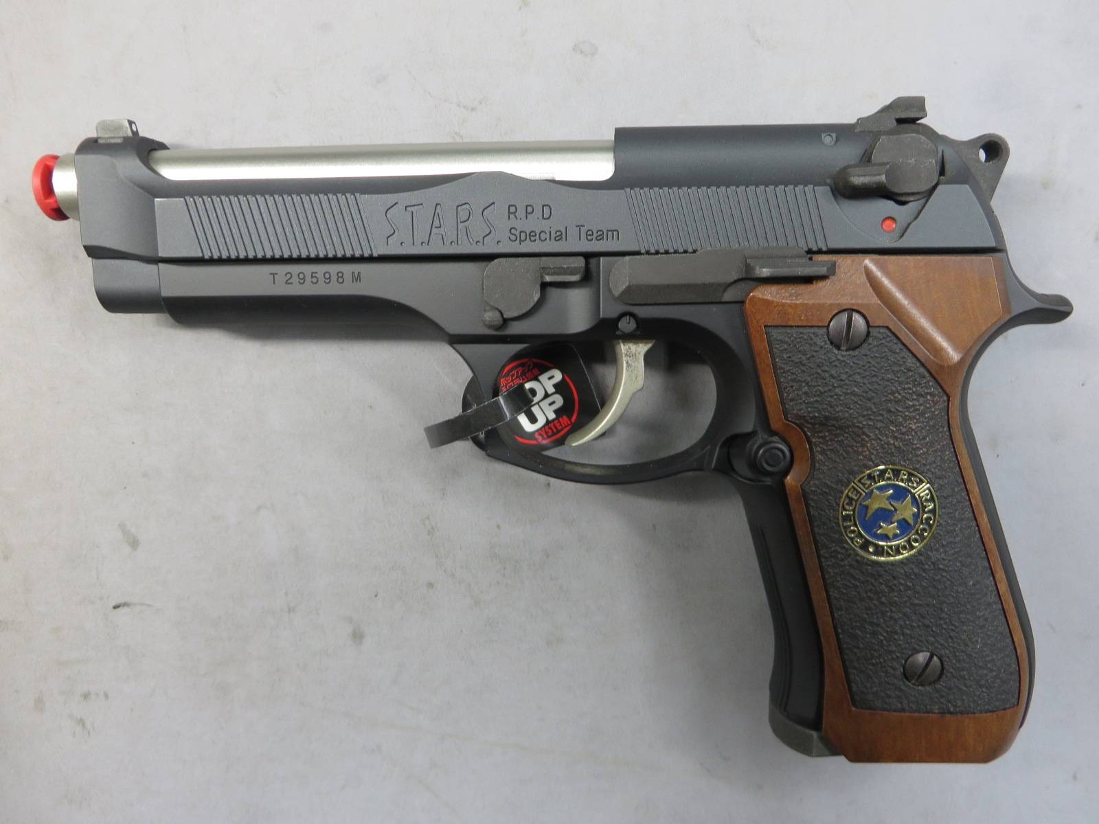 【東京マルイ】サムライエッジ改 クリスレッドフィールド バイオハザード 15周年記念