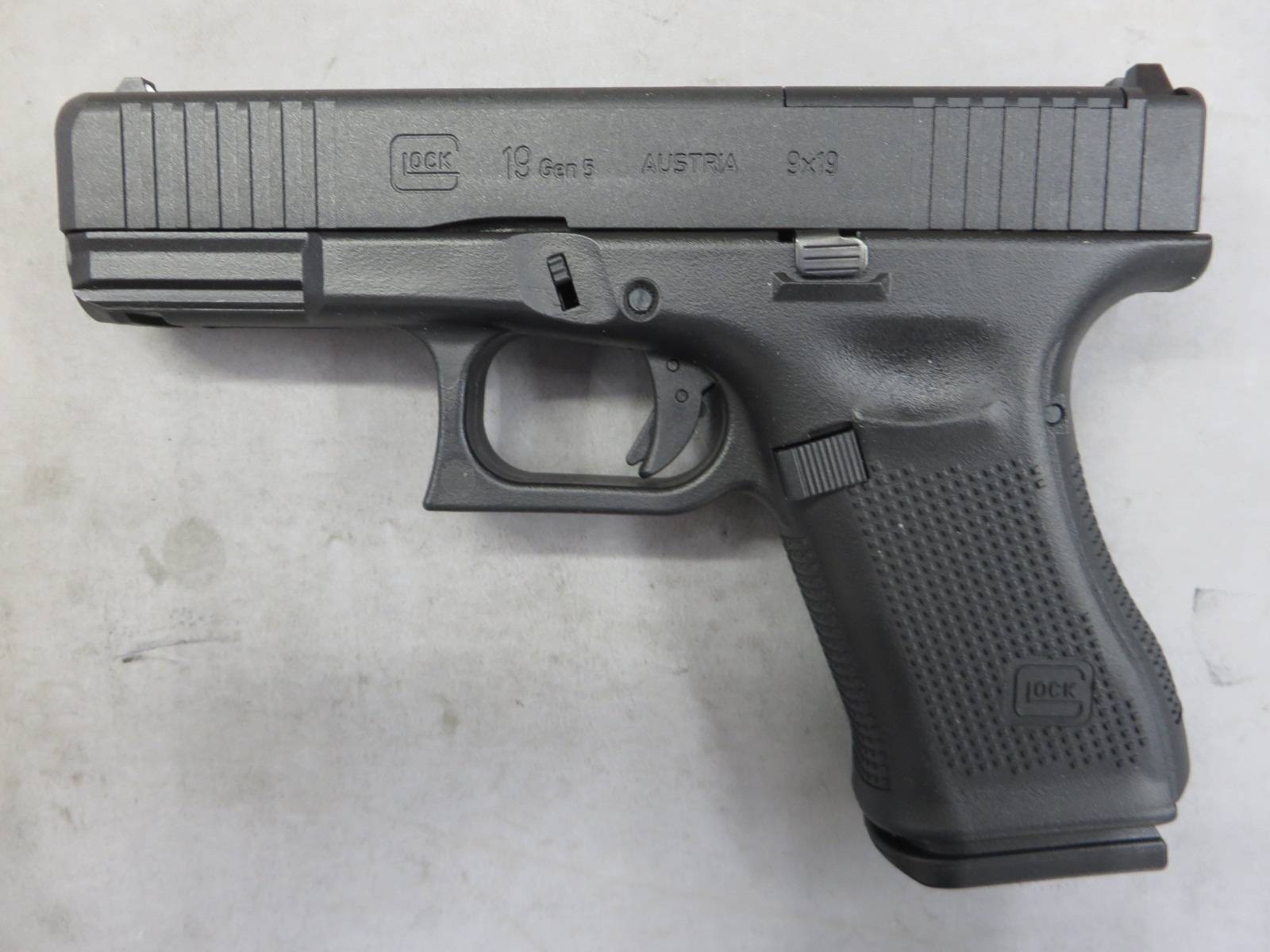 【Baton Airsoft】グロック19 Gen.5 MOS CO2・G19 Glock19