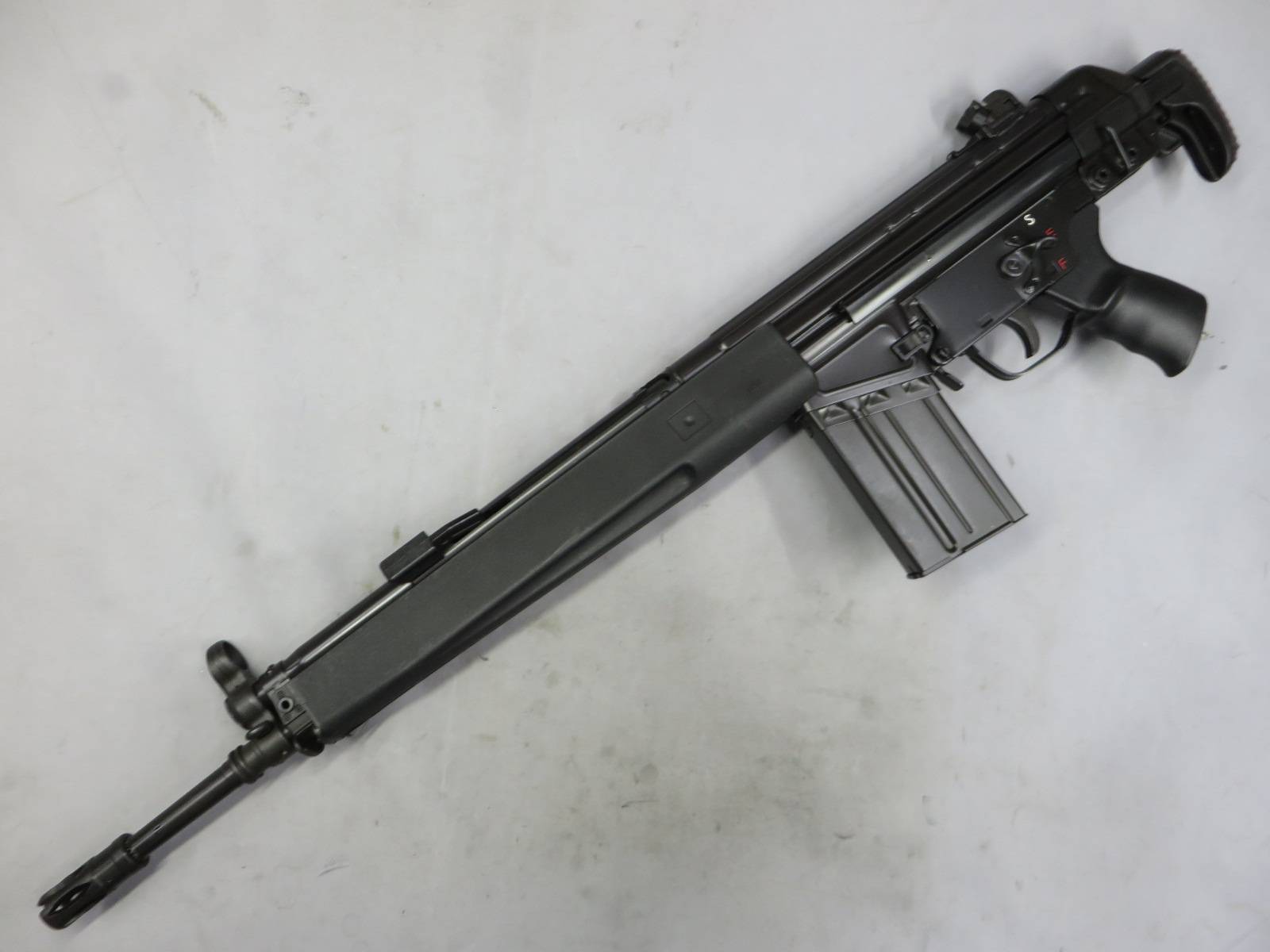 【LCT】LC-3A4-W（BK）・G3A4　 電動ガン