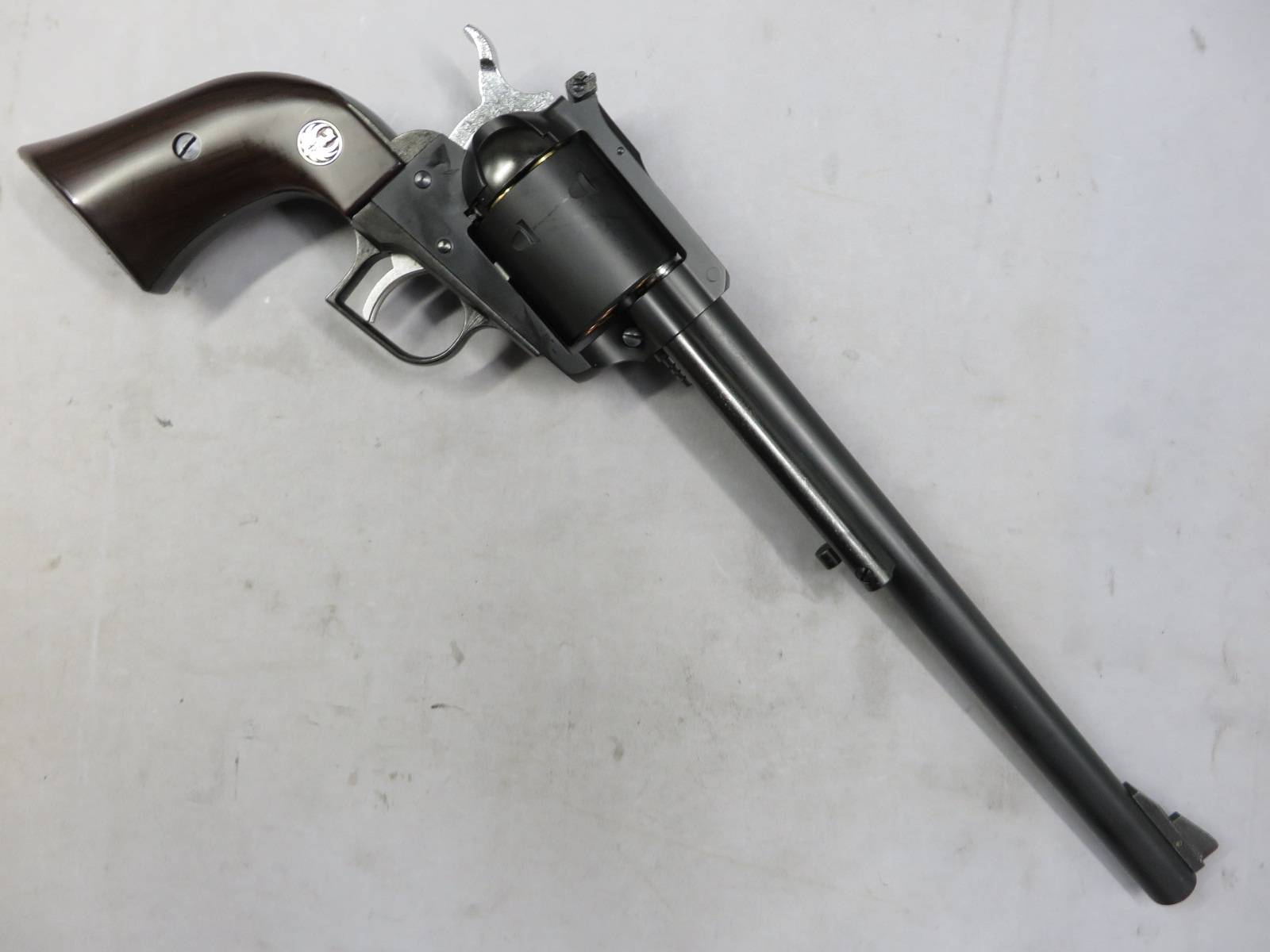 【マルシン】スーパーブラックホーク 10.5in マットブラック プラグリップ仕様 6mmBB リアルXカートリッジ