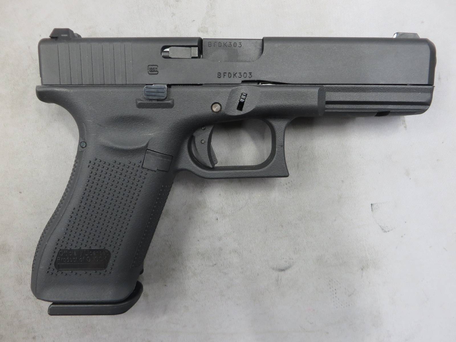 【UMAREX】グロック17 Gen.5 ・メタルスライド　G17・Glock17