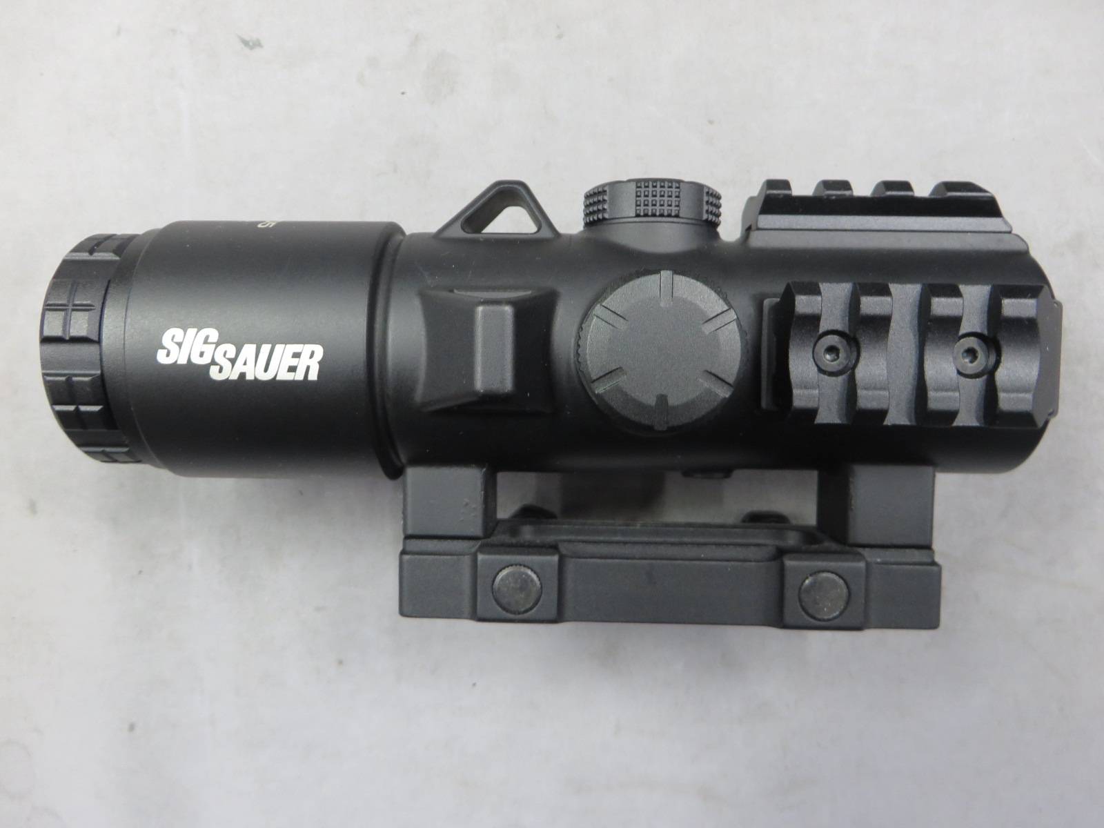 【SIG SAUER】BRAVO 5　5×32ｍｍ ダットサイト