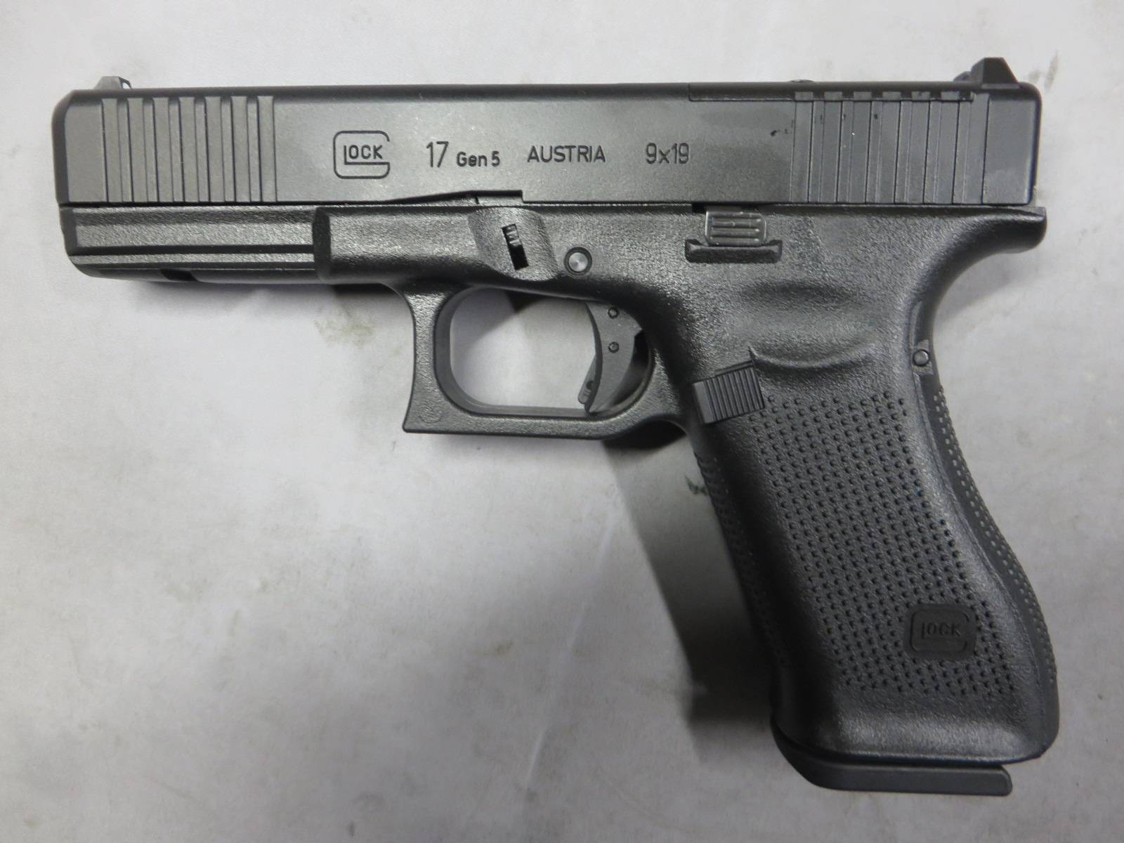 【UMAREX・VFC】グロック17 Gen.5 MOS ・メタルスライド　G17・Glock17