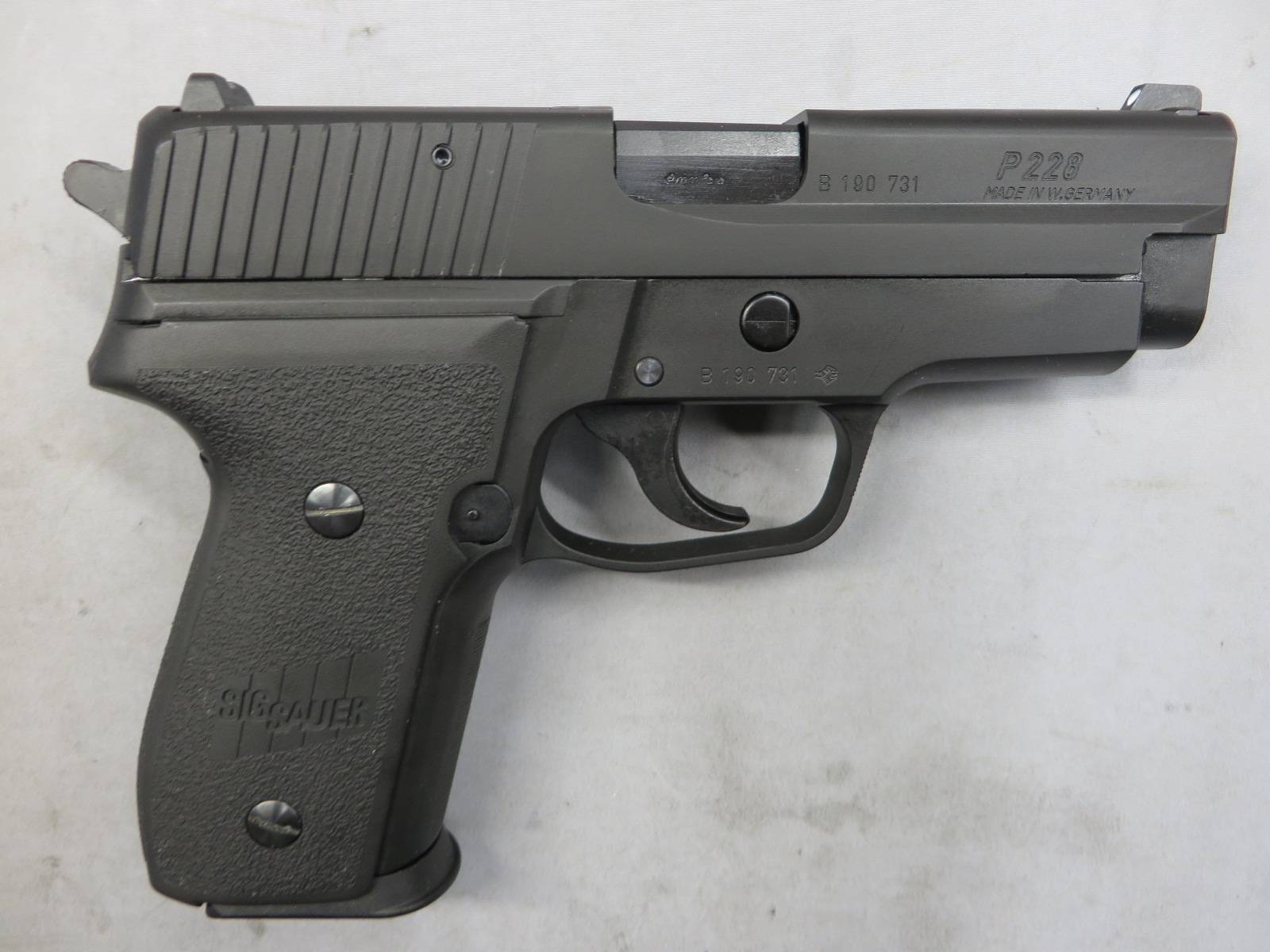 【タナカ】SIG P228 オール HW Evolution.2　モデルガン