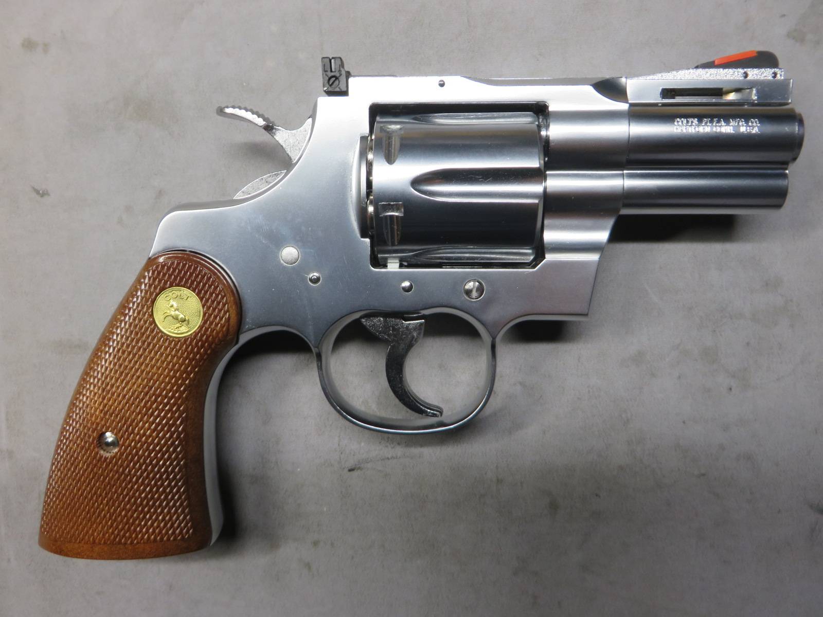 【タナカ】コルトパイソン.357mag 2.5in ステンレス R-model モデルガン