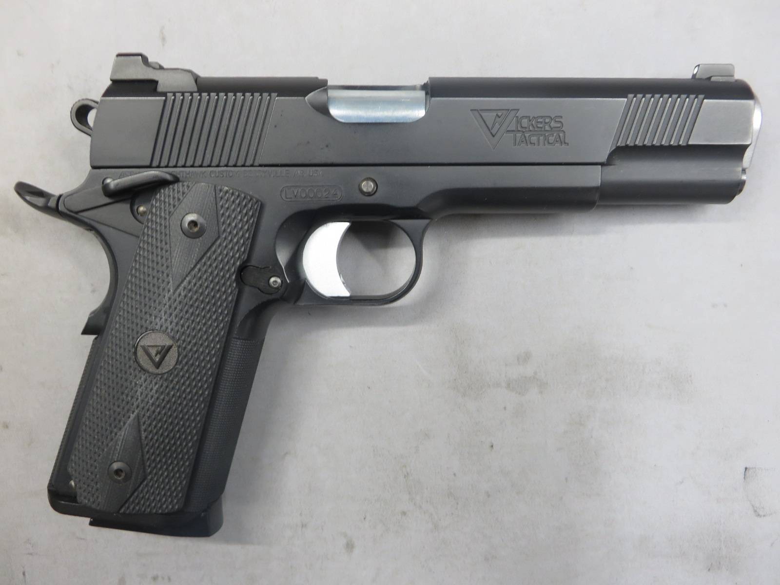 【ウエスタンアームズ】ナイトホーク　ヴィッカーズタクティカル（メタルチェンバーカバー）VzGrips ヴィッカーズ G10グリップ