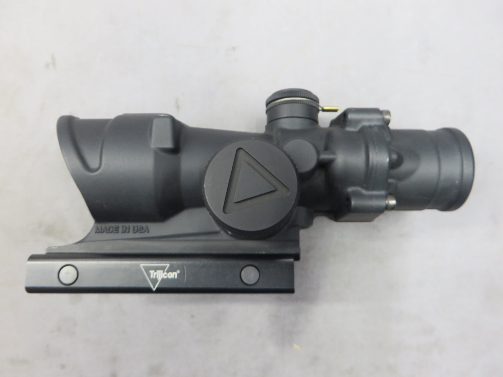 【Trijicon】ACOG TA02 4×32 Crosshair 100190