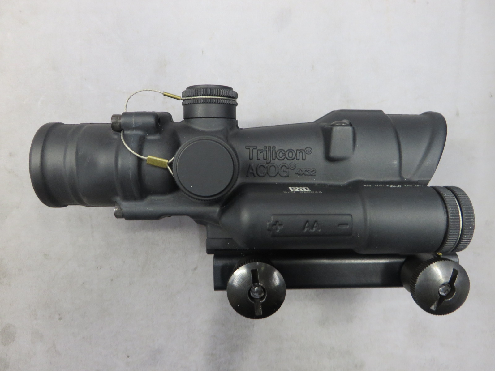 【Trijicon】ACOG TA02 4×32 Crosshair 100190