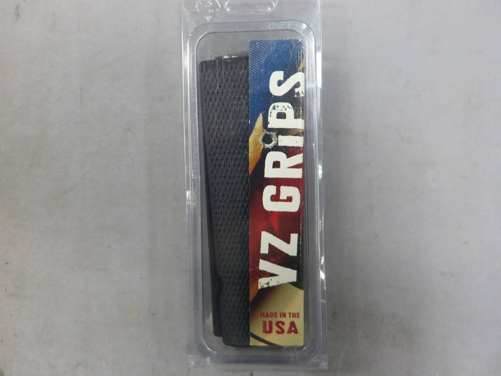 【Vz Grips】G10グリップ 1911 チェッカー ブラック