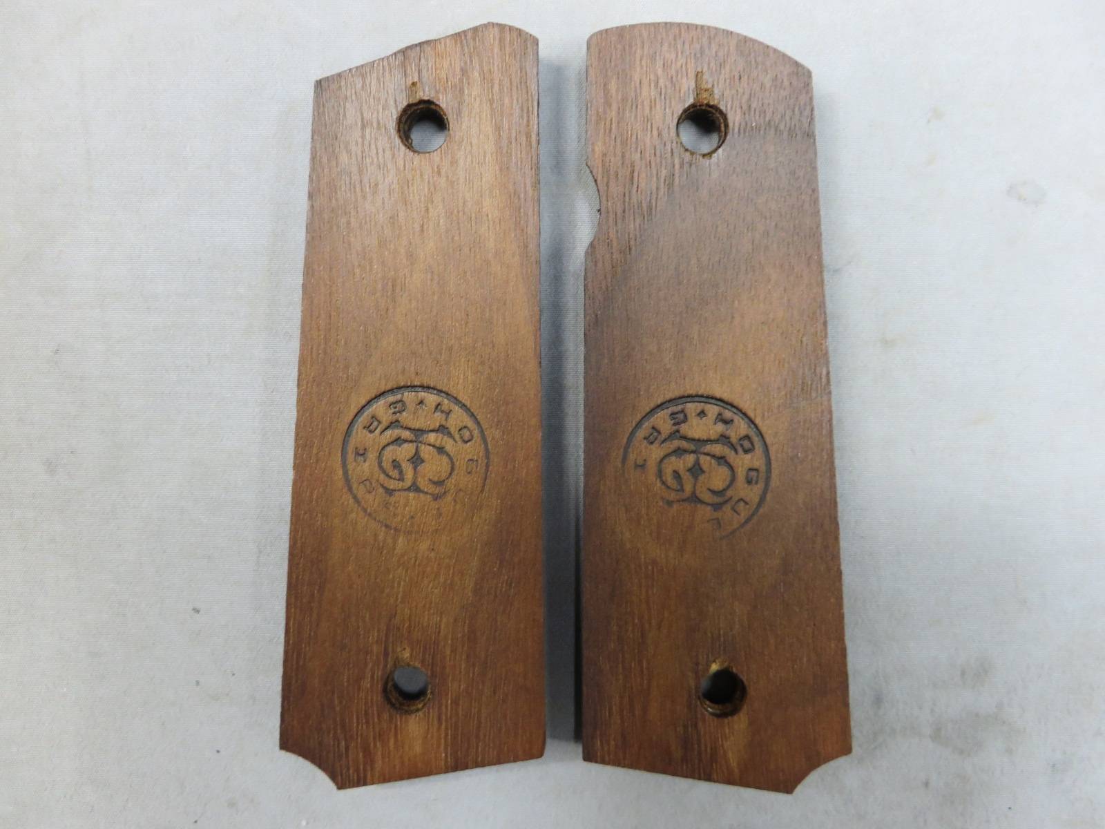 【HOGUE】GM・1911 フルサイズ ダイヤチェッカー 木製グリップ