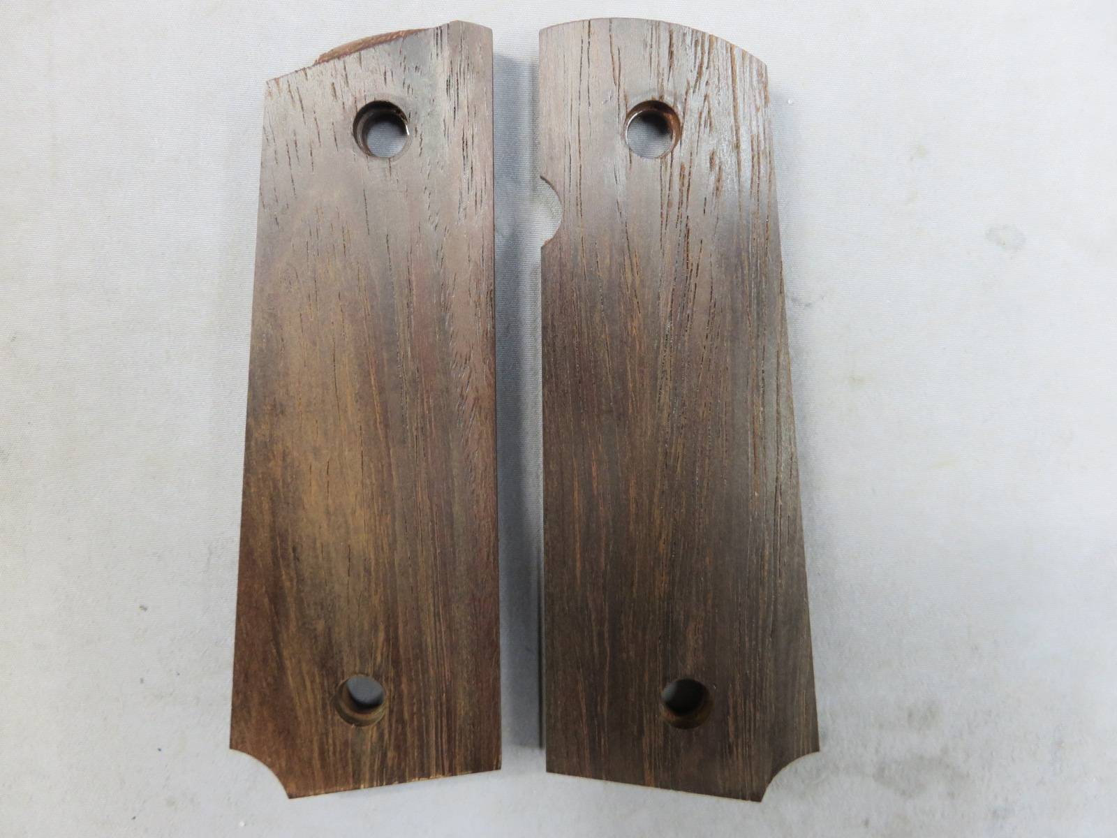 【不明】1911・ガバメント フルチェッカー 木製グリップ