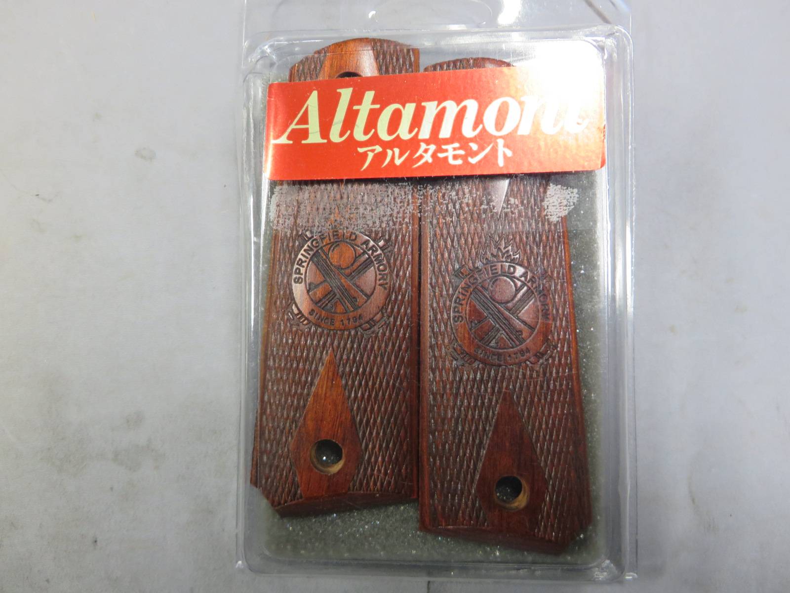 【アルタモント】SpringField Armory Cross Cannon Dia-Checkered フルサイズ グリップ