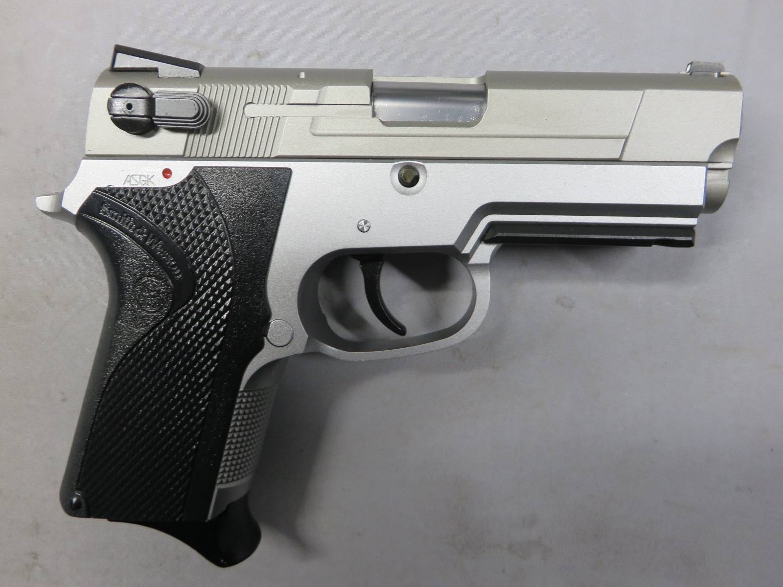 【ウエスタンアームズ】S&W M4013 TSW ステップイドスライド