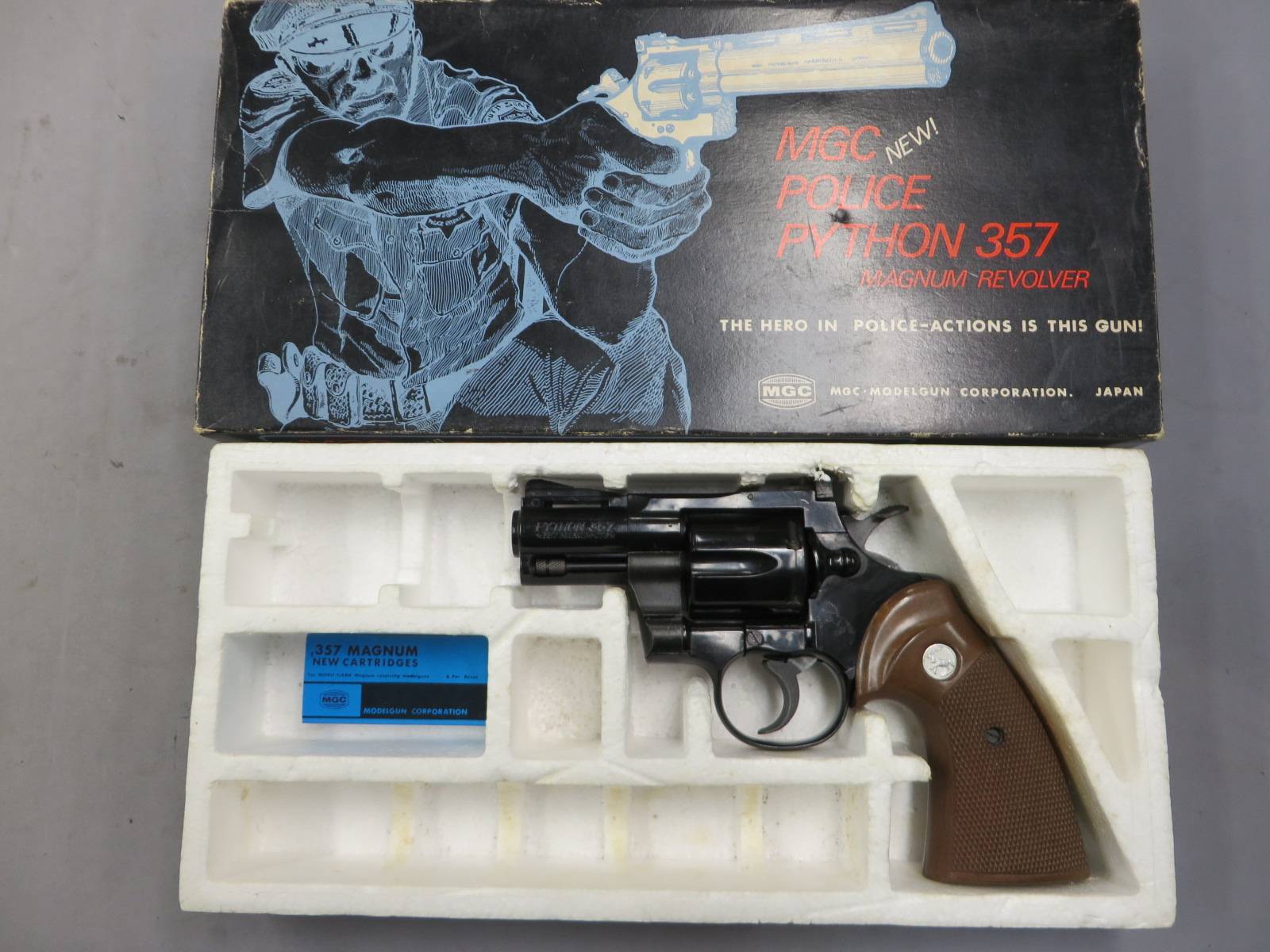 【MGC】ポリス パイソン .357Magnum 2.5in モデルガン