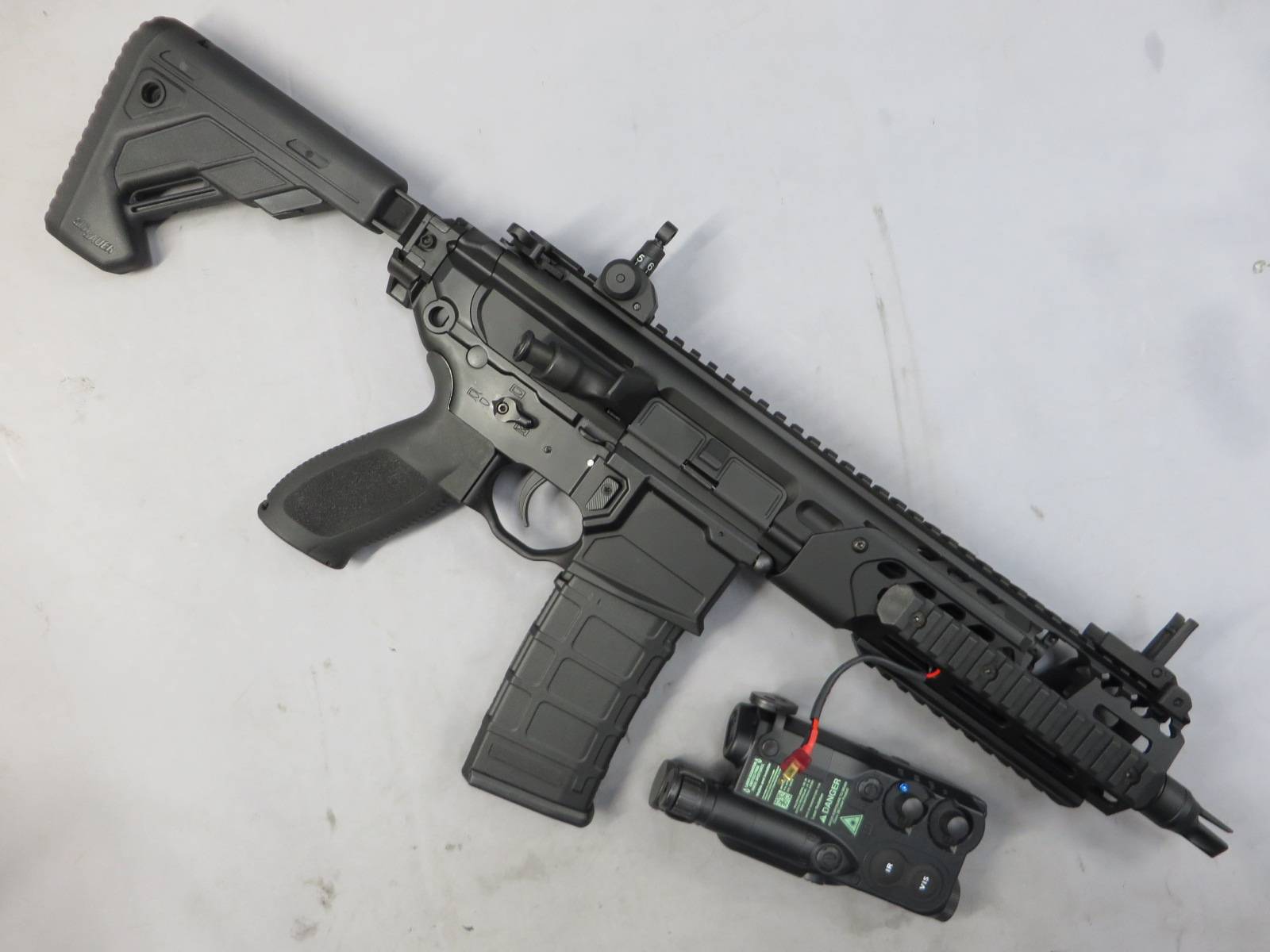 【AF】 S003 SIG MCX　SPEARLT SBR 8in KESTREL V12・バッテリーケース 　電動ガン