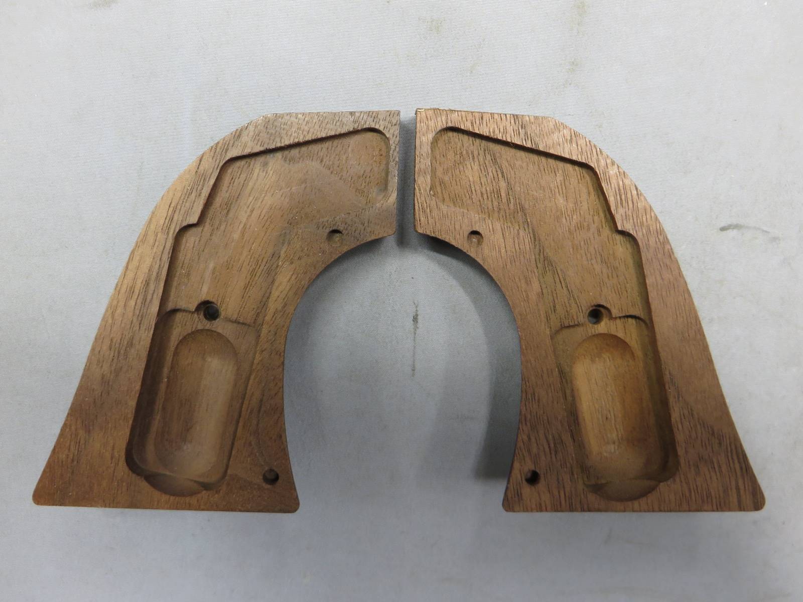 【マルシン】SAA.45 ピースメーカー 木製グリップ