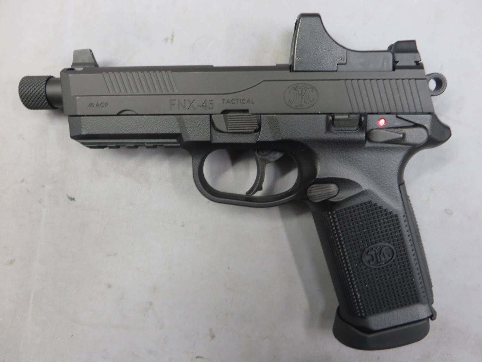 【東京マルイ】FNX-45 タクティカル ブラック・マイクロプロサイト