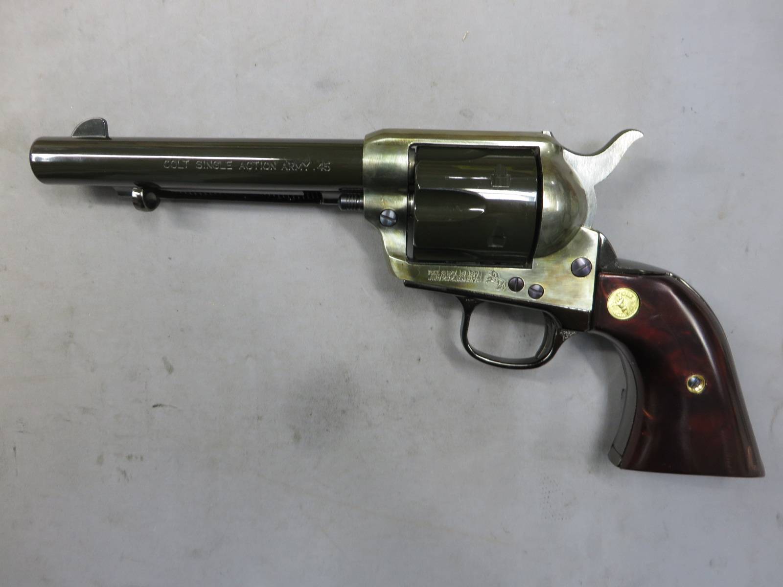 【ハートフォード】SAA.45 メッキ ケースハードン カスタム アーティラリー モデルガン