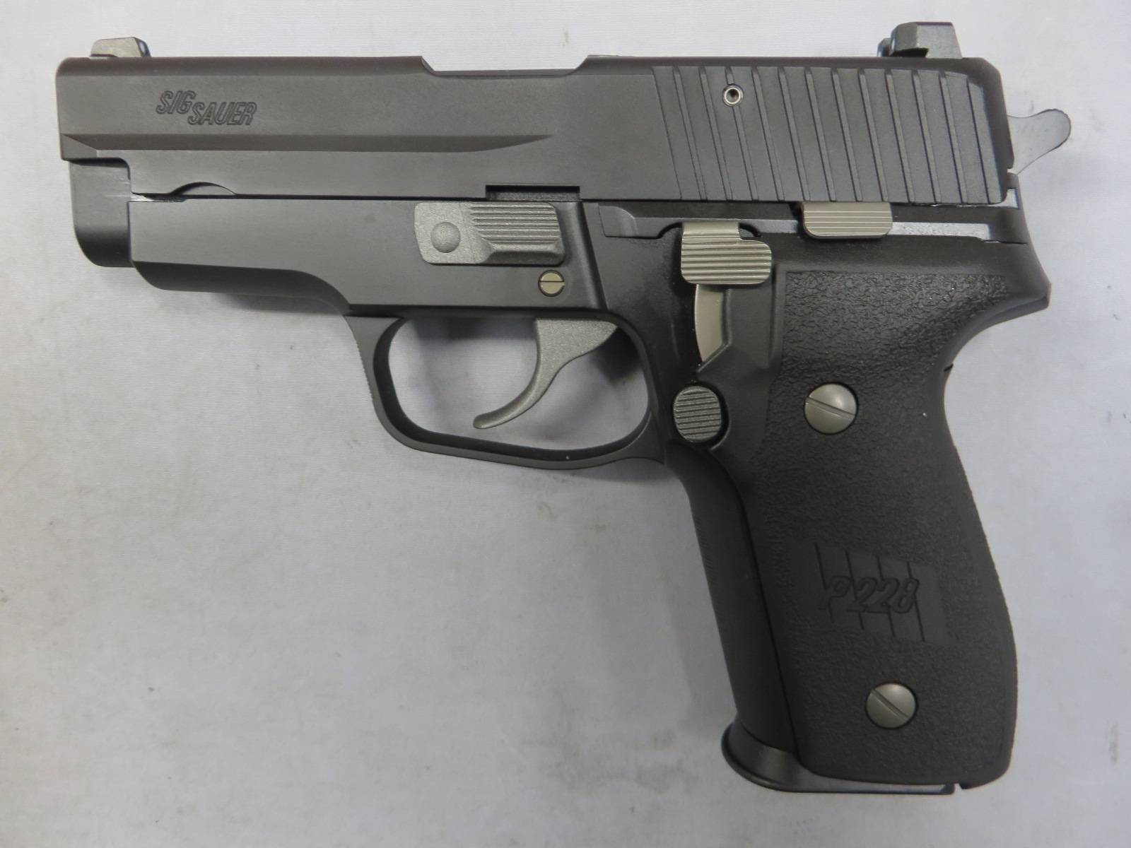 【タナカ】SIG P228 M11 オール HW Evolution.2　モデルガン