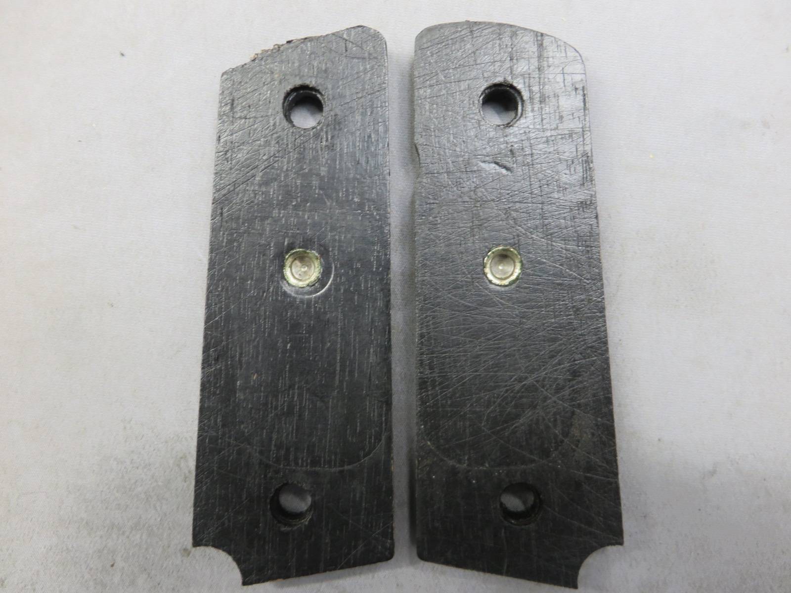 【コルト純正】コルト コンパクト・オフィサーズ メダリオン付き 木製グリップ