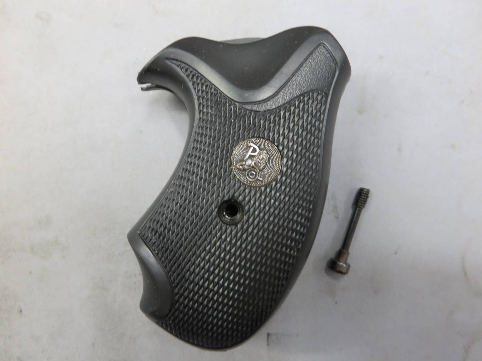 【パックマイヤー】S&W Jフレーム ラウンドフレーム ラバーグリップ