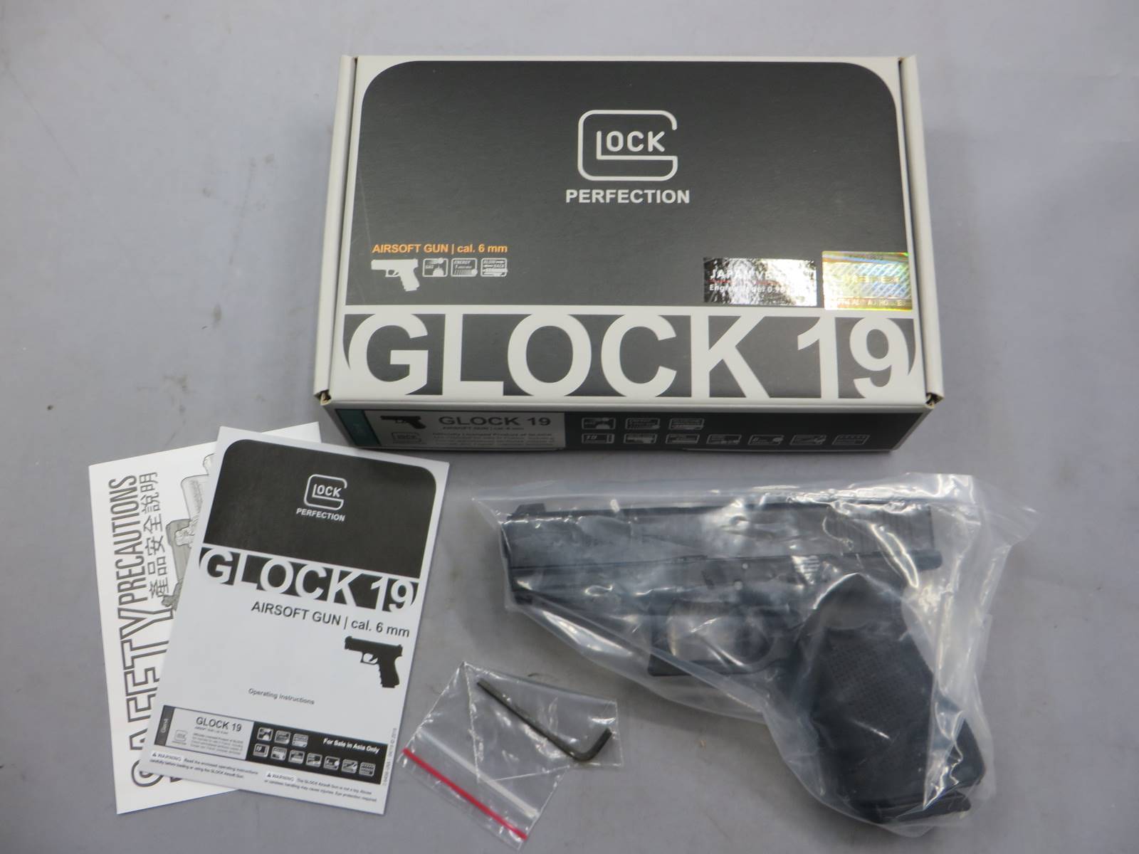 【UMAREX】グロック19 Gen.4 メタルスライド G19・Glock19