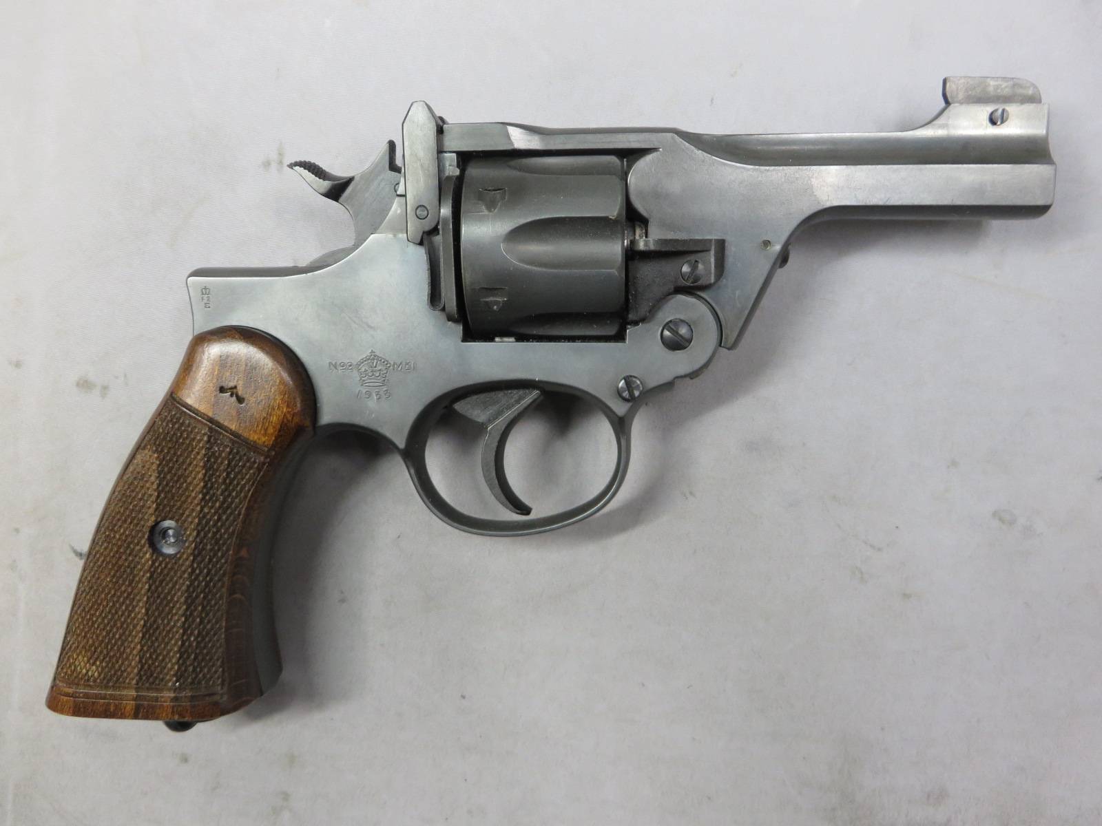 【マルシン】エンフィールド No.2 Mk1 ポリス エクセレント HW 木製グリップ仕様 モデルガン