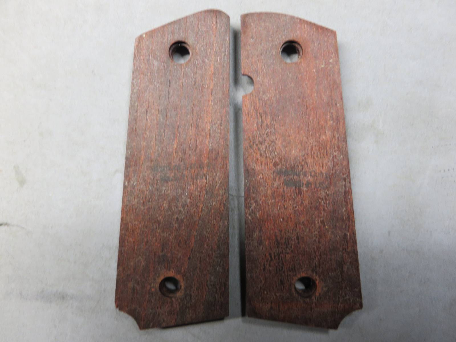 【アルタモント】SW1911 ダイヤチェッカー メダルなし スーパーローズ