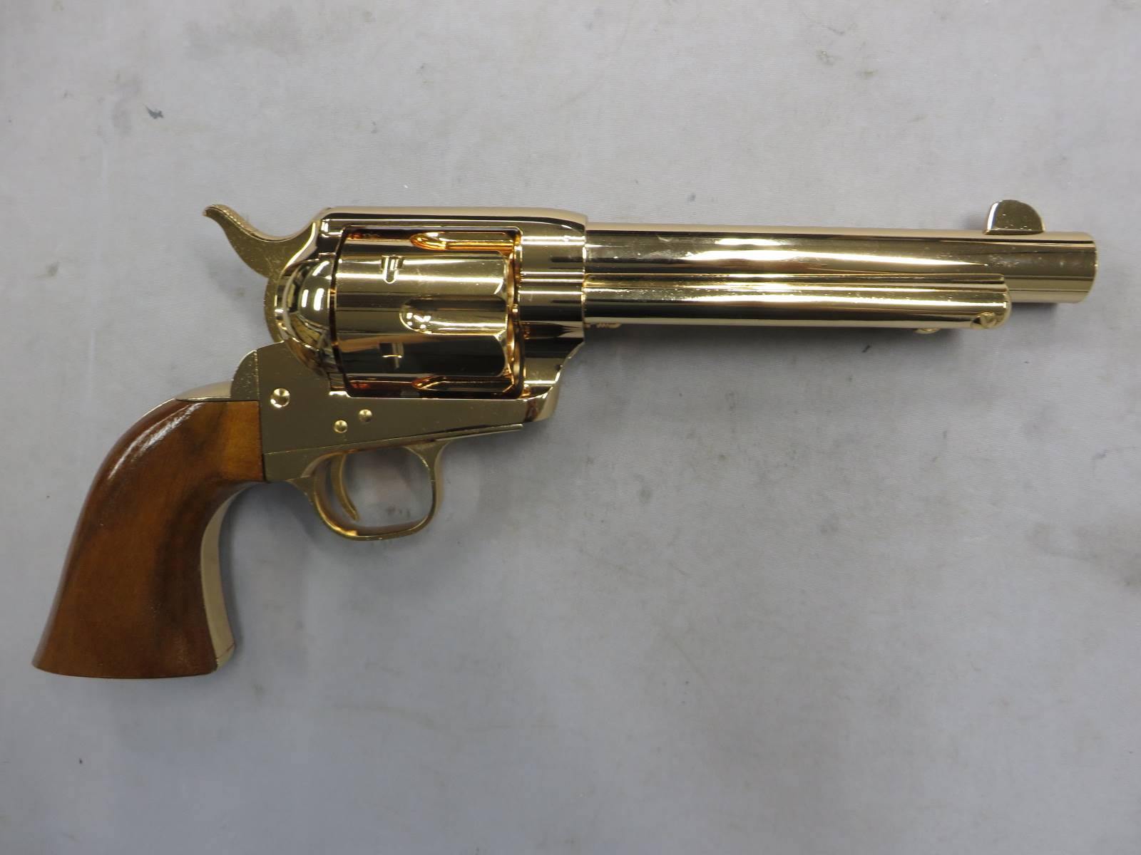 【ランパントクラシック】コルトSAA.45 1st Gen Black Powder メタルロックライト・イエローゴールド アーティラリー　金属モデルガン