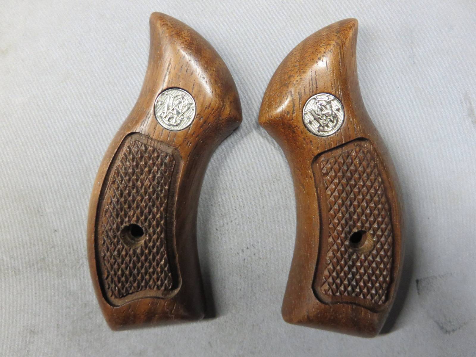 【マルシン】S&W Jフレーム ラウンドバット サービスタイプ 木製グリップ