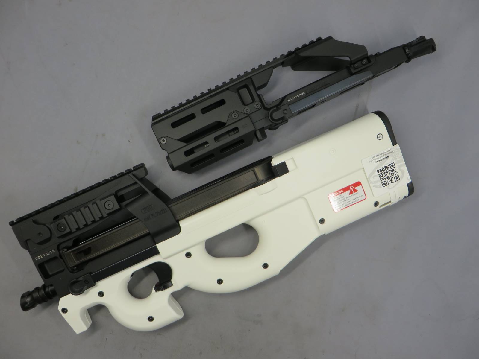 【Krytac】FN P90 ALPINE カスタム BUNDLエディション