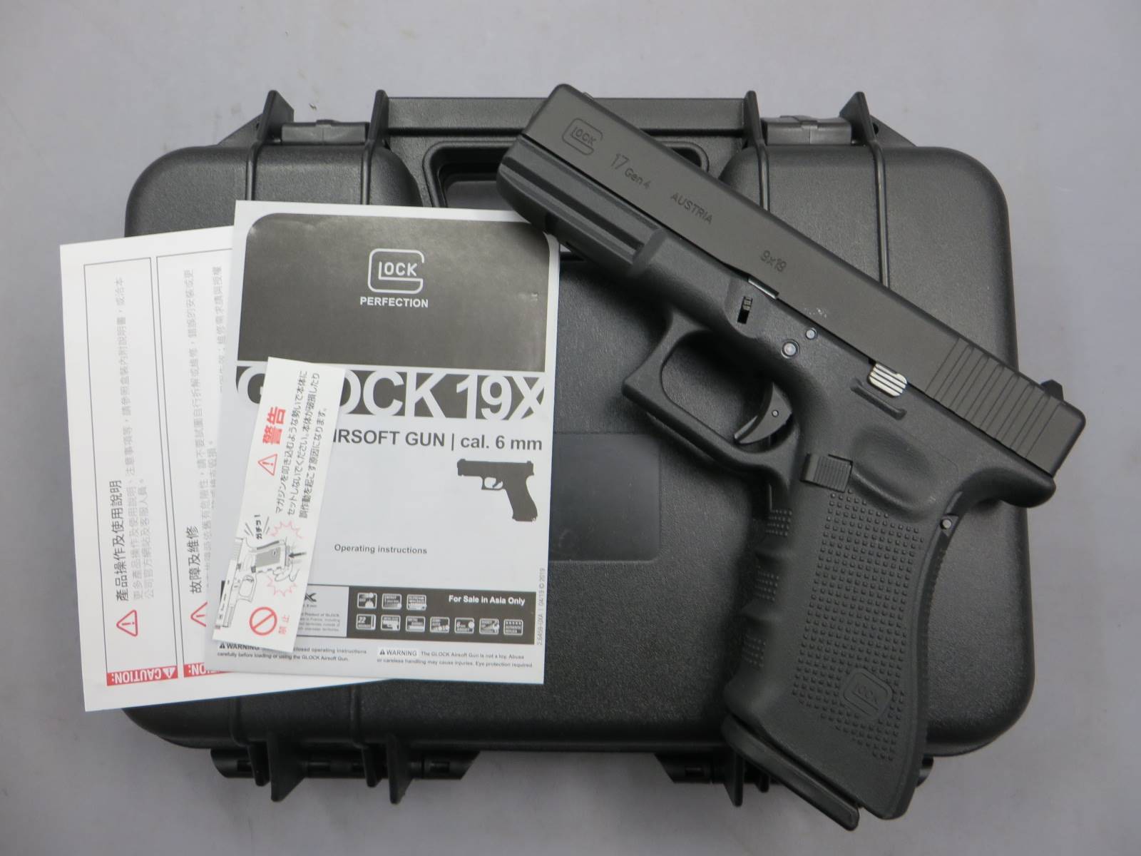 【UMAREX】グロック17 Gen.4 メタルスライド ・G17 Glock17