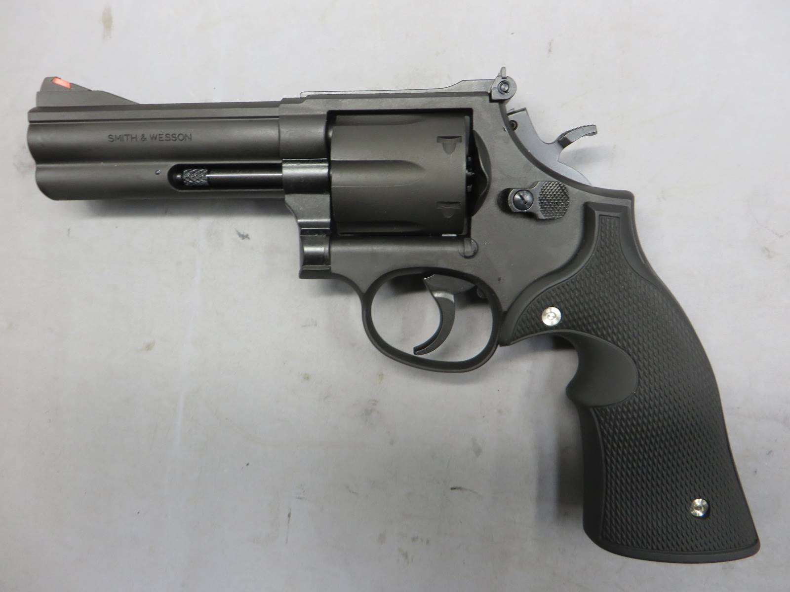 【マルシン】S&W M586 4in ブラック HW プラグリップ　 モデルガン