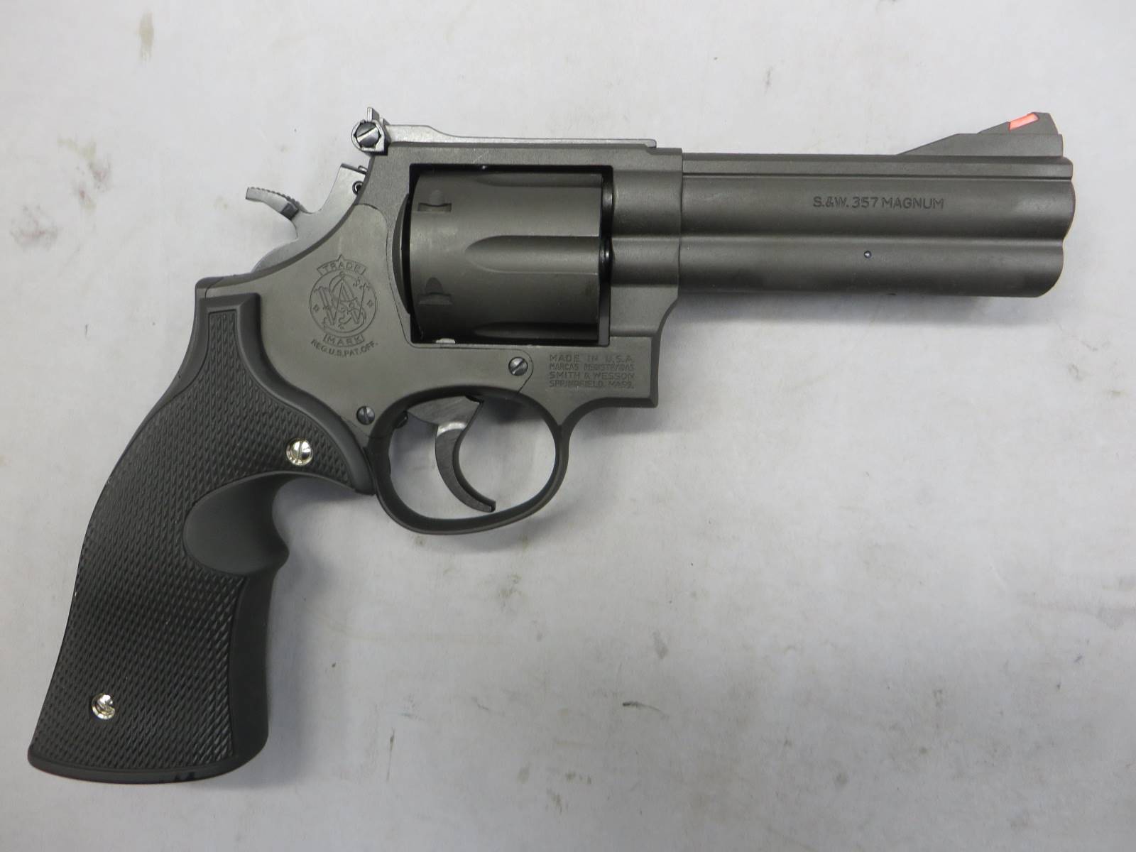 【マルシン】S&W M586 4in ブラック HW プラグリップ　 モデルガン