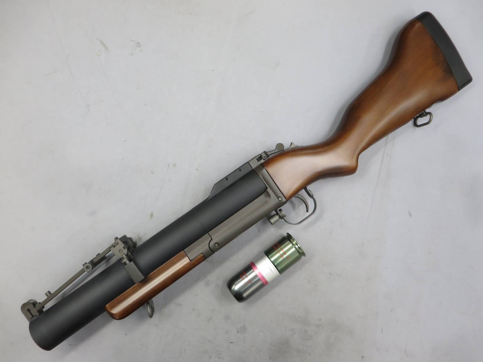 【IRON Airsoft】M79 グレネードランチャー リアルウッド・G&P ガス カート