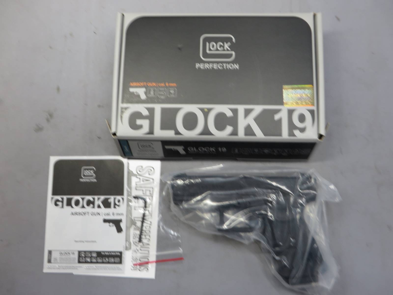 【UMAREX】グロック19 Gen.4 メタルスライド G19・Glock19