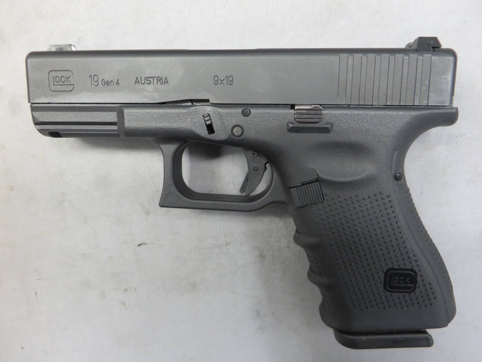 【UMAREX】グロック19 Gen.4 メタルスライド G19・Glock19