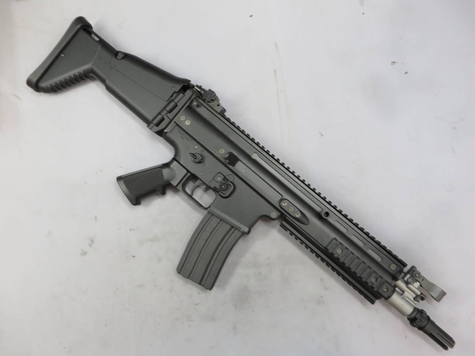 【東京マルイ】SCAR-L CQC ブラック 次世代電動ガン