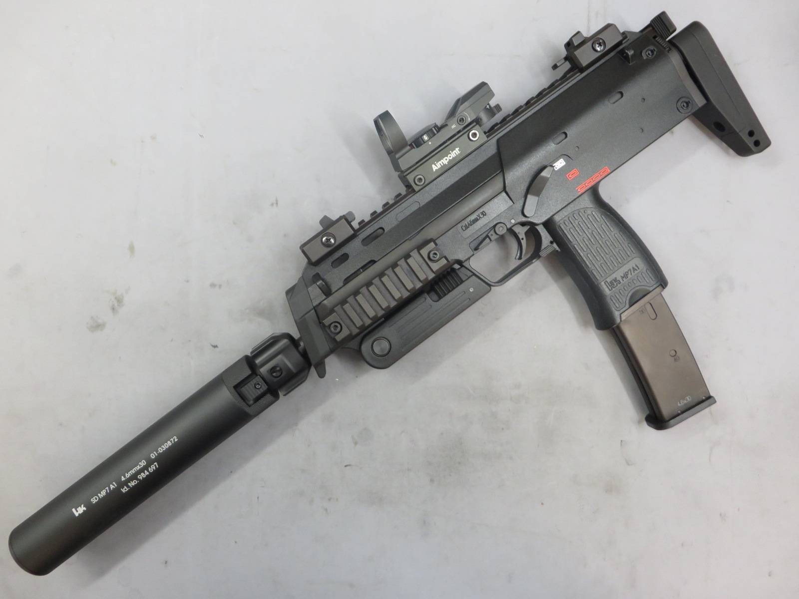 【KSC】 MP7A1 GBB・ダットサイト・QDサイレンサー